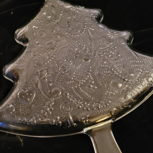 Vintage Glass Christmas Tree Shaped Platter - Picture 5 of 5